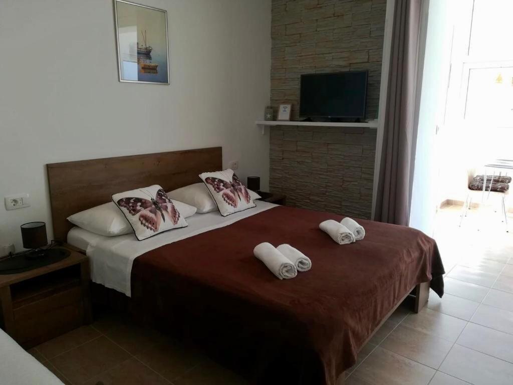 Apartmani “Kresimir” Омиш Экстерьер фото