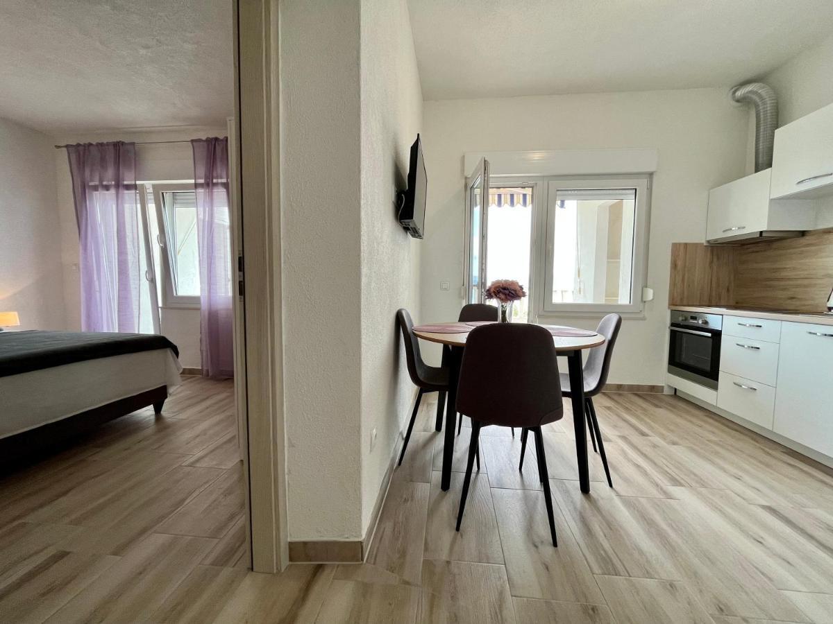 Apartmani “Kresimir” Омиш Экстерьер фото