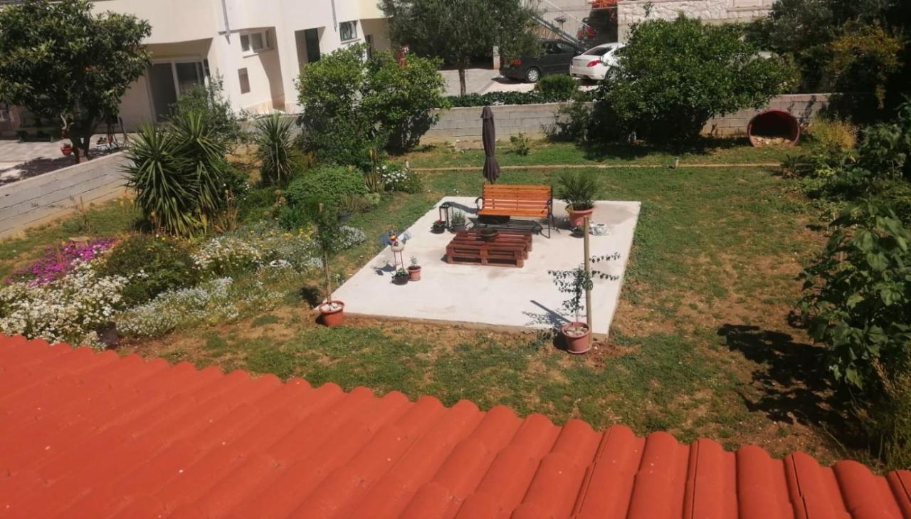 Apartmani “Kresimir” Омиш Экстерьер фото