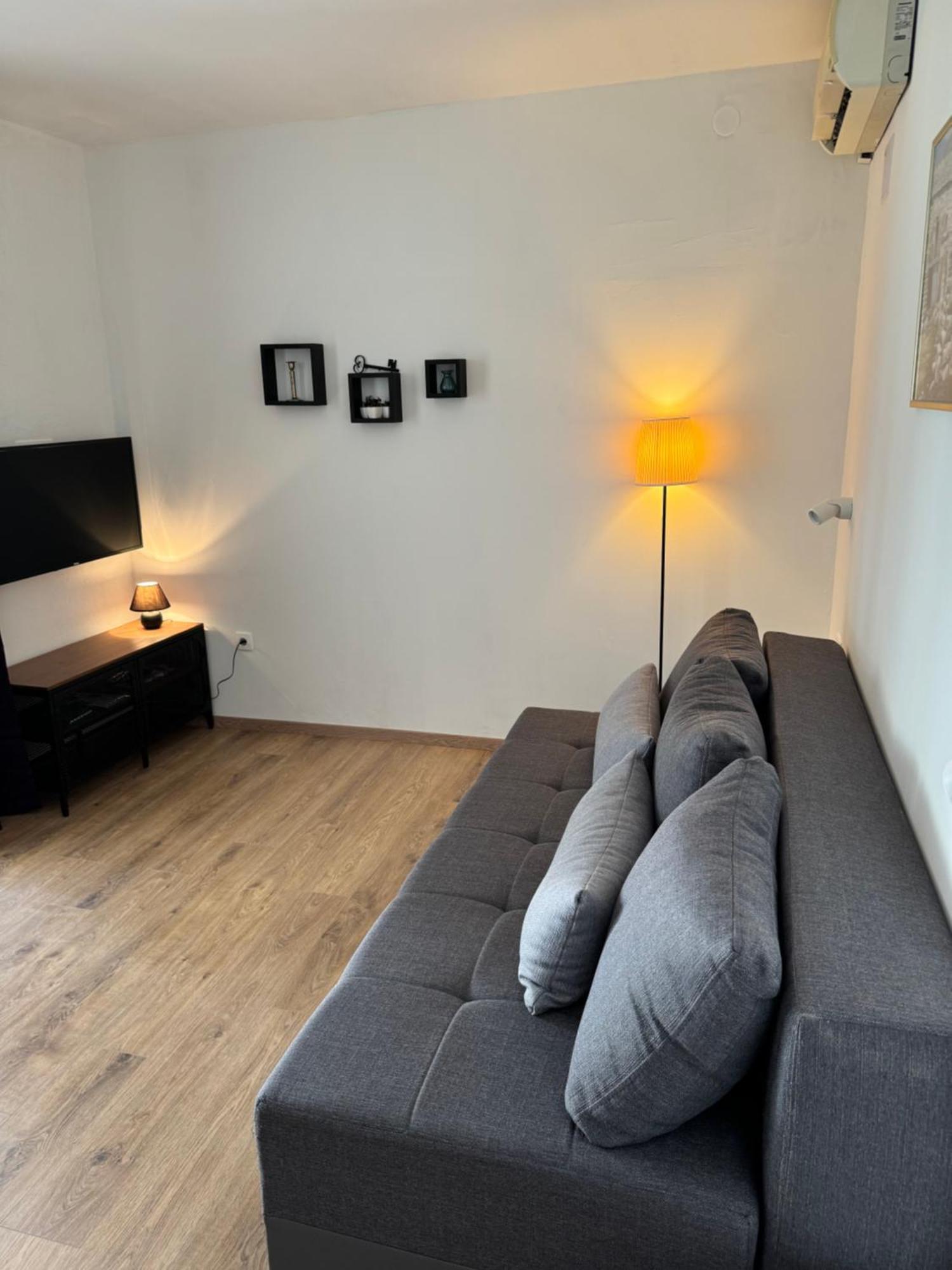 Apartmani “Kresimir” Омиш Экстерьер фото